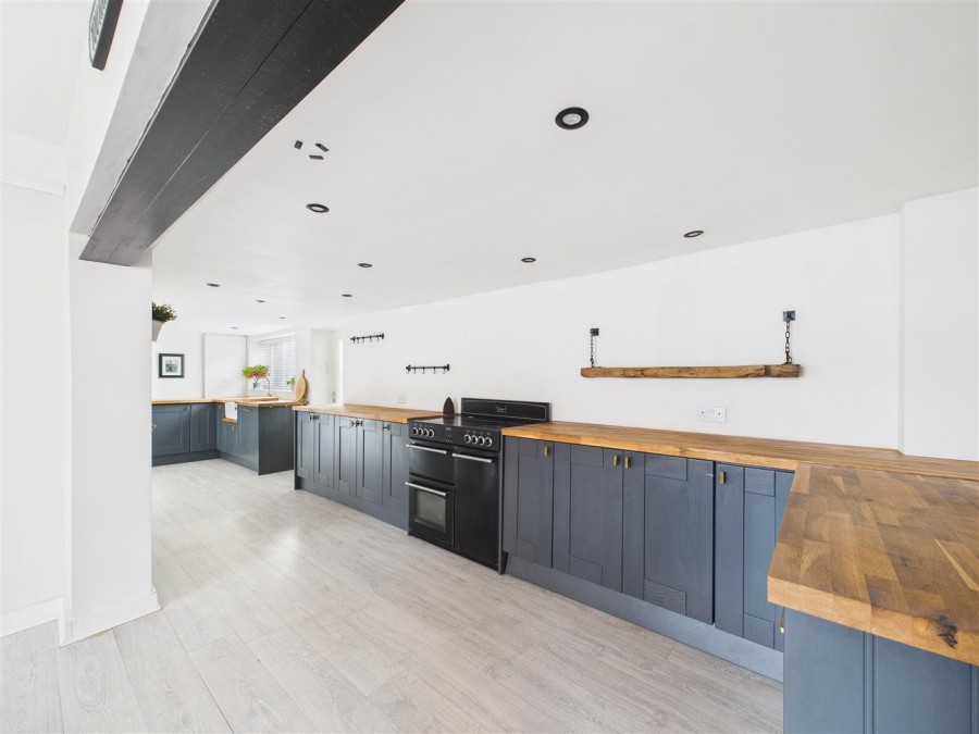 Images for Bridge Bran Lodge, 11 Front Street, Middleton On The Wolds, Driffield, YO25 9UA