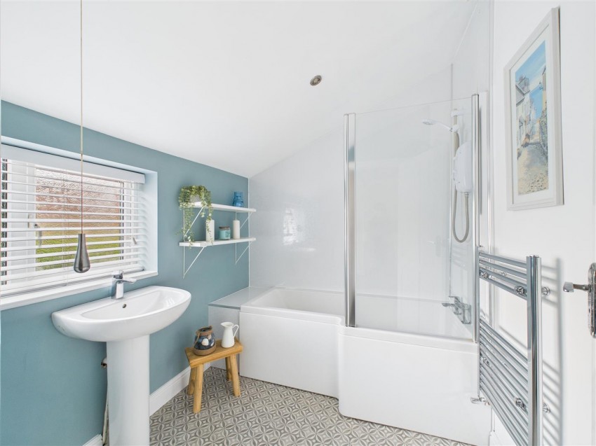 Images for Bridge Bran Lodge, 11 Front Street, Middleton On The Wolds, Driffield, YO25 9UA