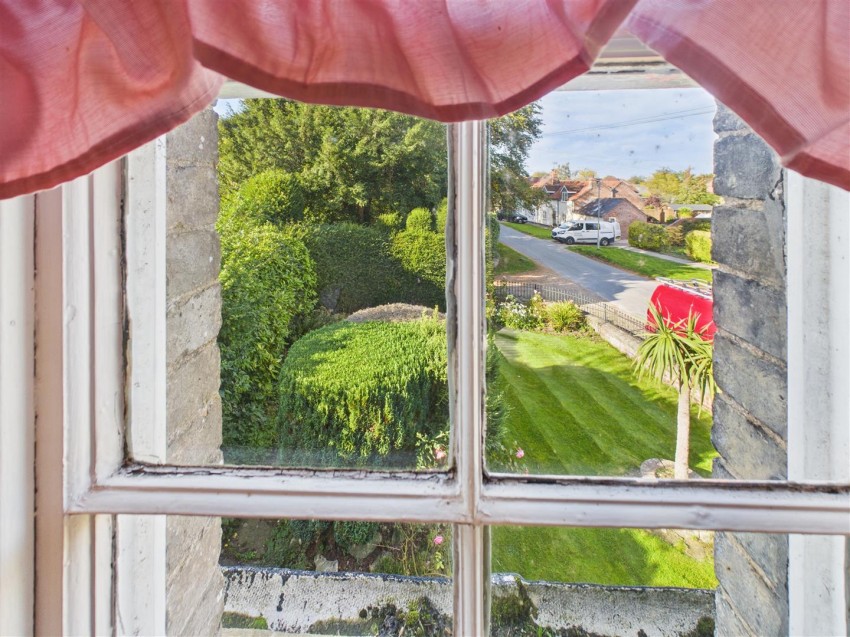Images for 6 Nethergate, Nafferton, Driffield, YO25 4LP
