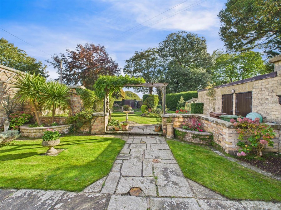 Images for 6 Nethergate, Nafferton, Driffield, YO25 4LP