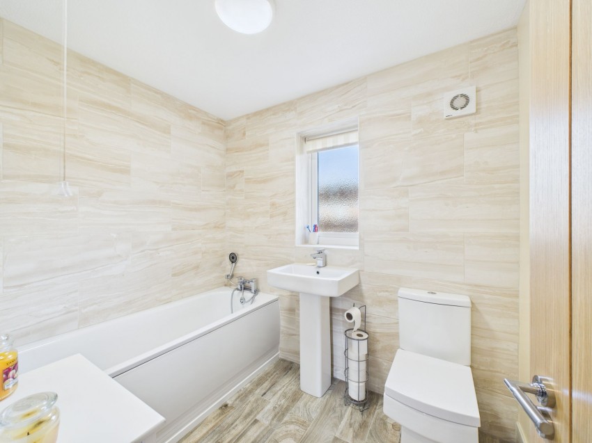 Images for Winterdale, Driffield, YO25