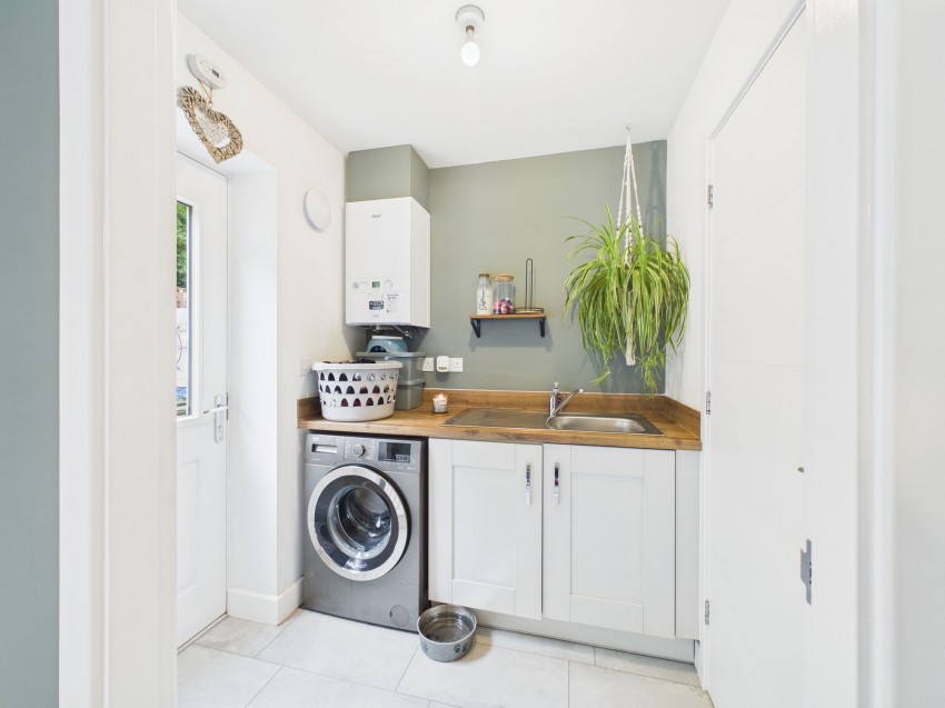 Images for Woodmansey Garth, Driffield, YO25