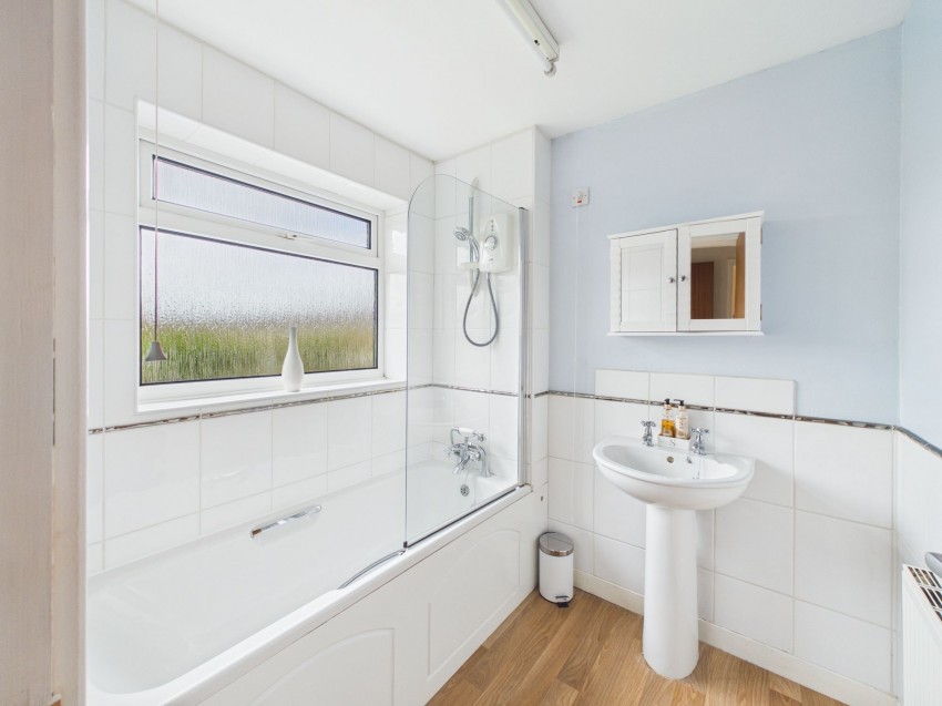 Images for Laburnum Avenue, Cranswick, YO25