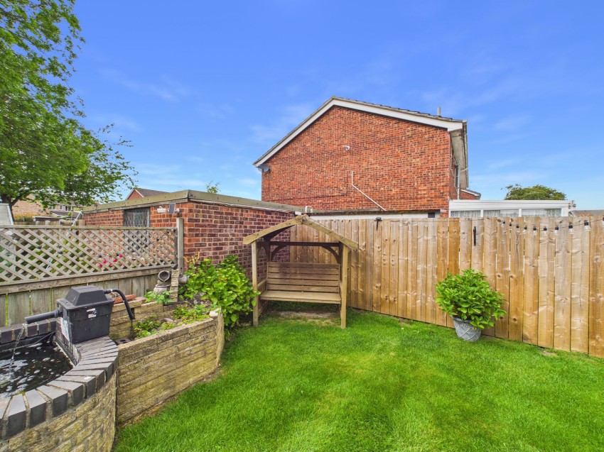 Images for Laburnum Avenue, Cranswick, YO25