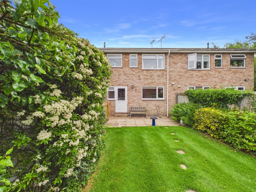 Images for Laburnum Avenue, Cranswick, YO25