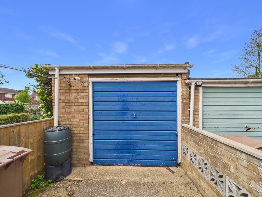 Images for Laburnum Avenue, Cranswick, YO25