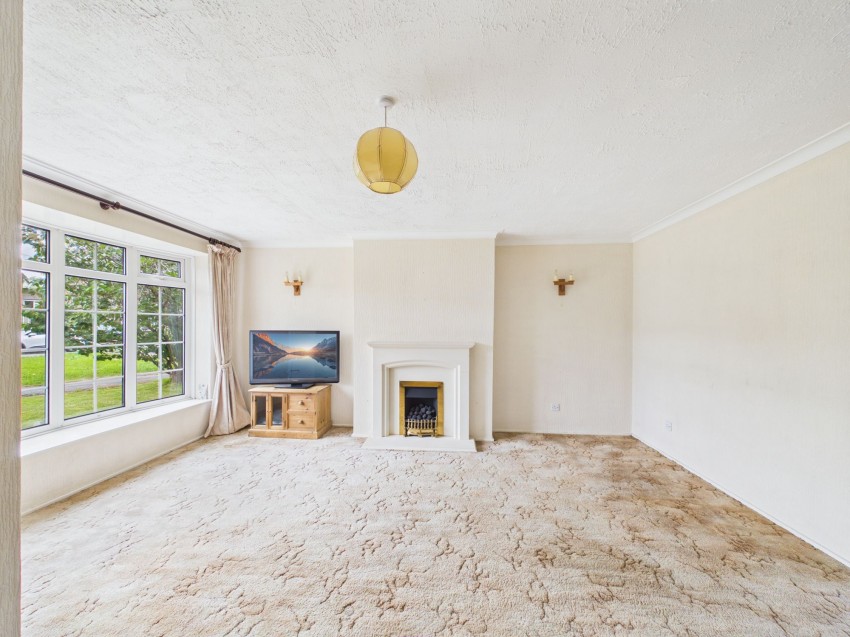 Images for Laburnum Avenue, Cranswick, YO25