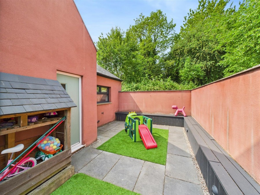 Images for Front Street, Middleton On The Wolds, YO25