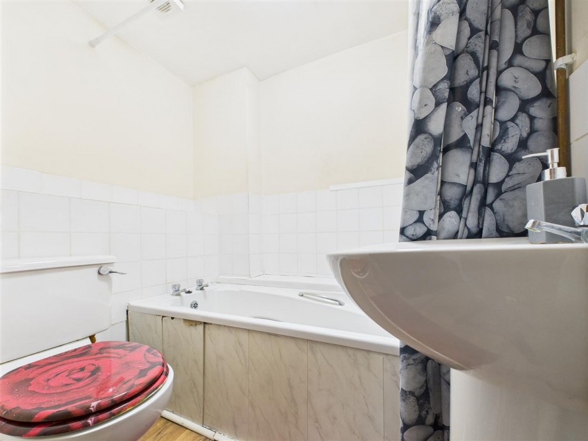 Images for Hovingham Drive, Scarborough, YO12