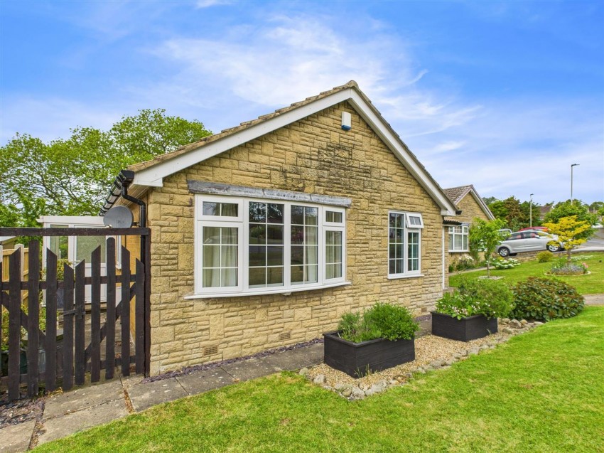 Images for Aunums Close, Thornton-Le-Dale, YO18