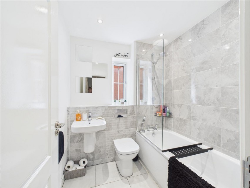 Images for Milner Avenue, Driffield, YO25