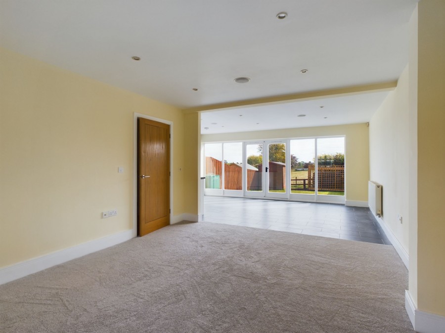 Images for Pearsons Yard, Swinton, YO17