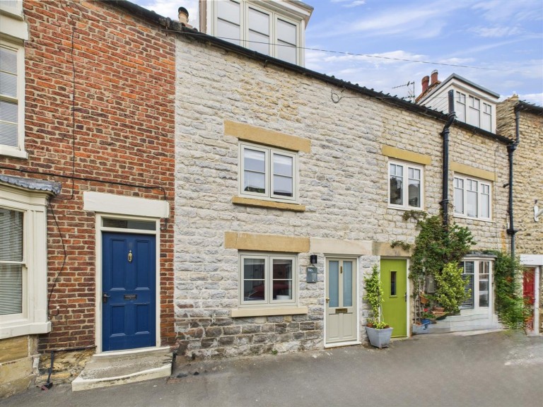 View Full Details for Howe End, Kirkbymoorside, YO62