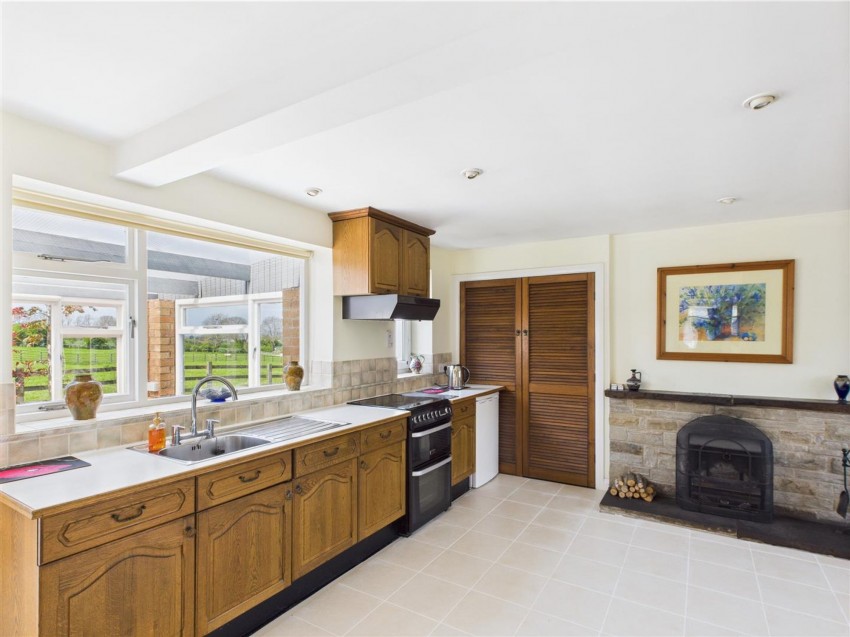 Images for West Street, Swinton, YO17