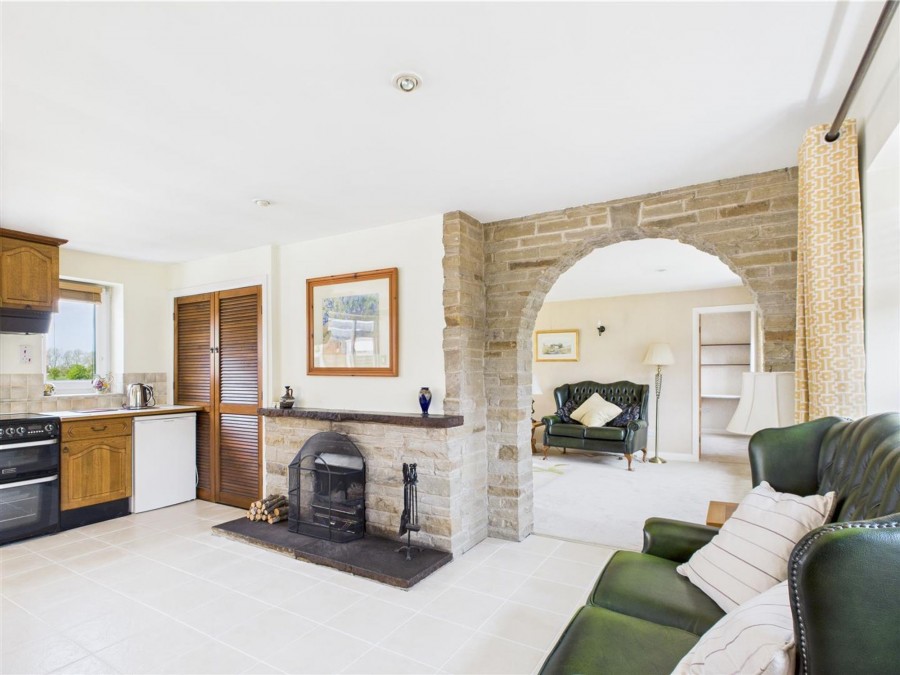 Images for 11 West Street, Swinton, YO17