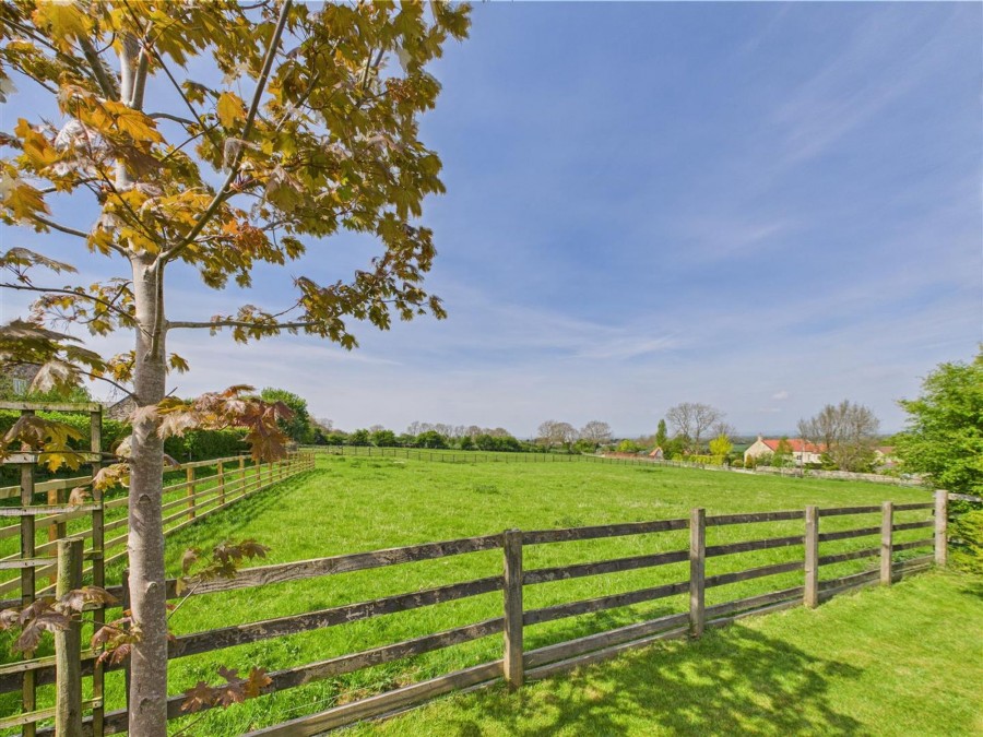 Images for 11 West Street, Swinton, YO17