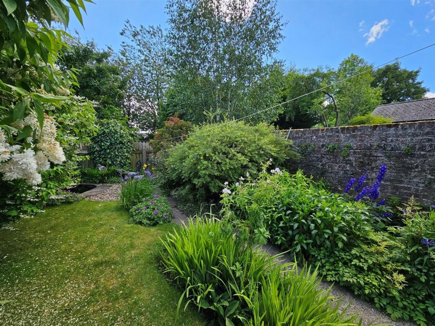 Images for Beverley Road, Driffield, YO25