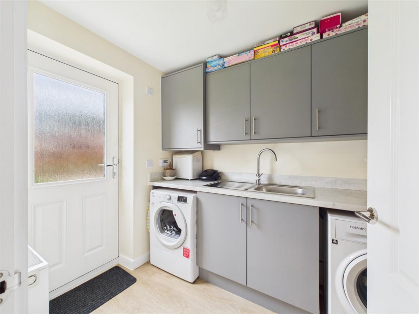 Images for White Avenue, Driffield, YO25