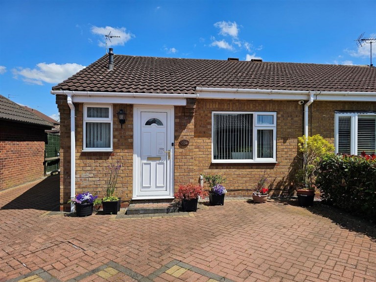 View Full Details for Bracken Road, Driffield, YO25