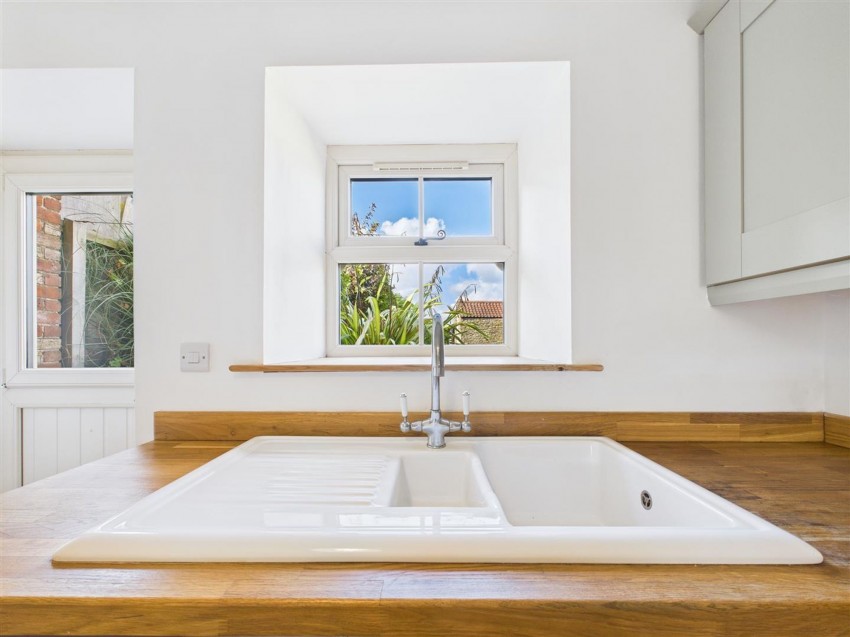 Images for Low Hutton, Huttons Ambo, YO60