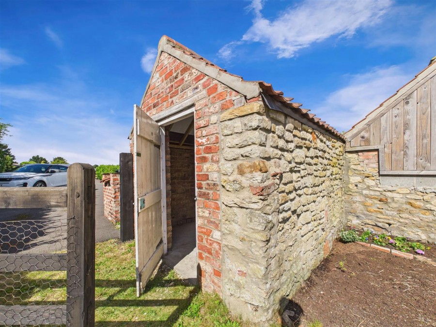 Images for Low Hutton, Huttons Ambo, YO60