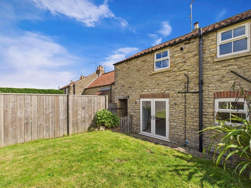 Images for Low Hutton, Huttons Ambo, YO60