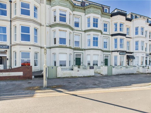 Queens Parade, Scarborough, YO12