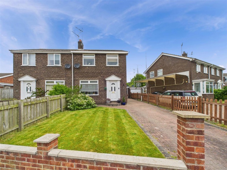 View Full Details for Cherry Way, Nafferton, YO25