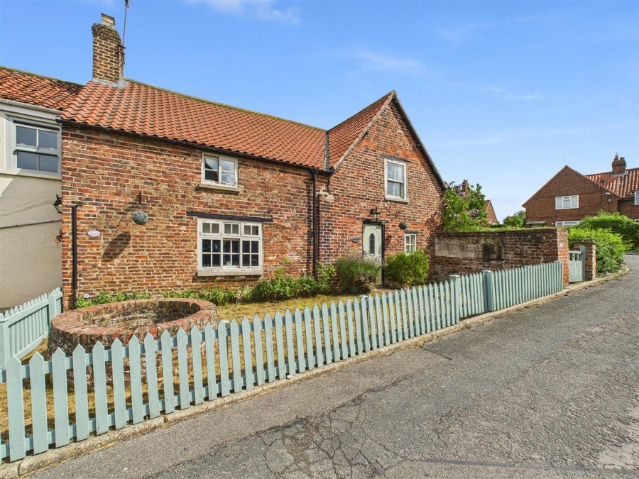 Images for South End, North Dalton, YO25