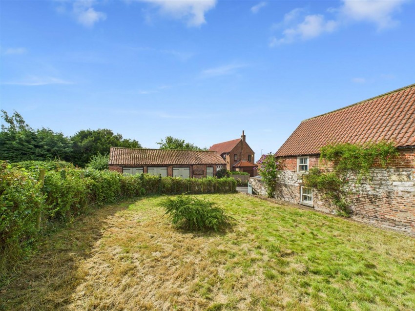 Images for South End, North Dalton, YO25