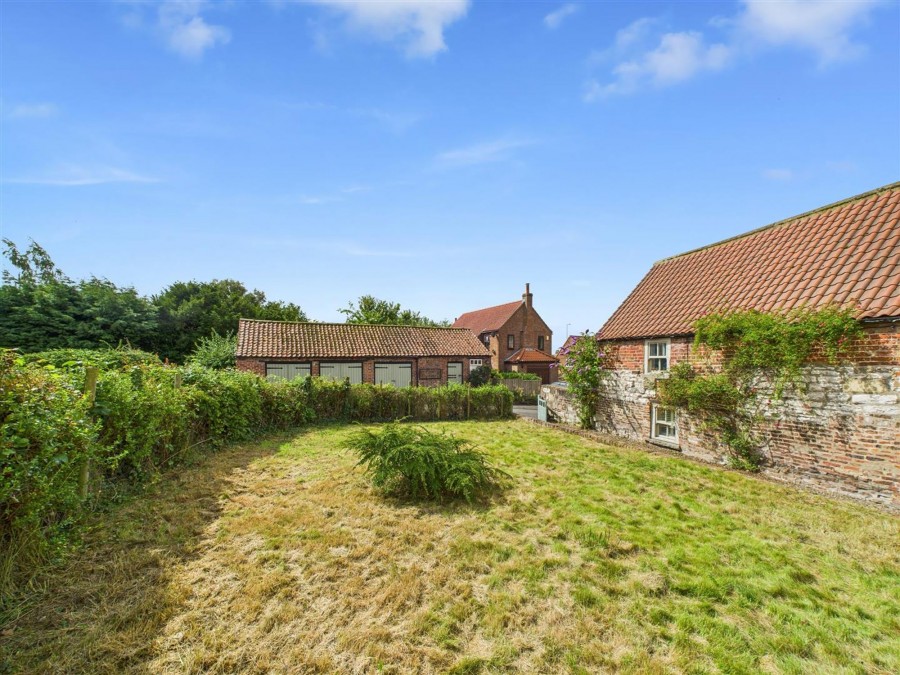 Images for South End, North Dalton, YO25