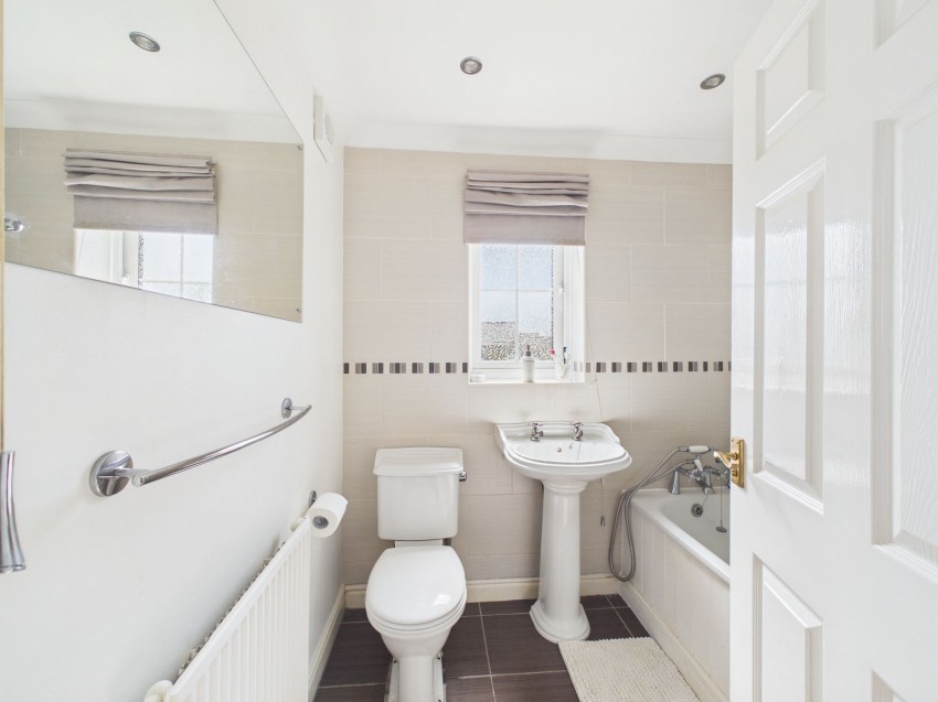 Images for Manor Close, Nafferton, YO25