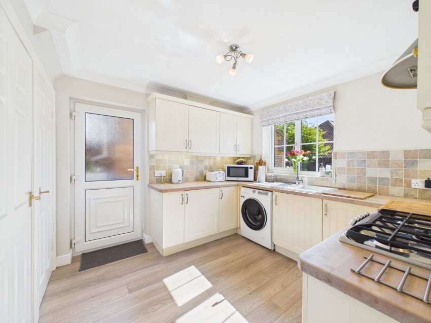 Images for Manor Close, Nafferton, YO25