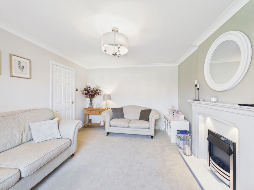 Images for Manor Close, Nafferton, YO25