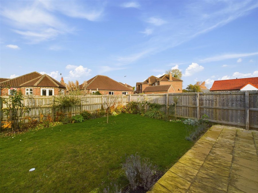 Images for West End Falls, Nafferton, YO25