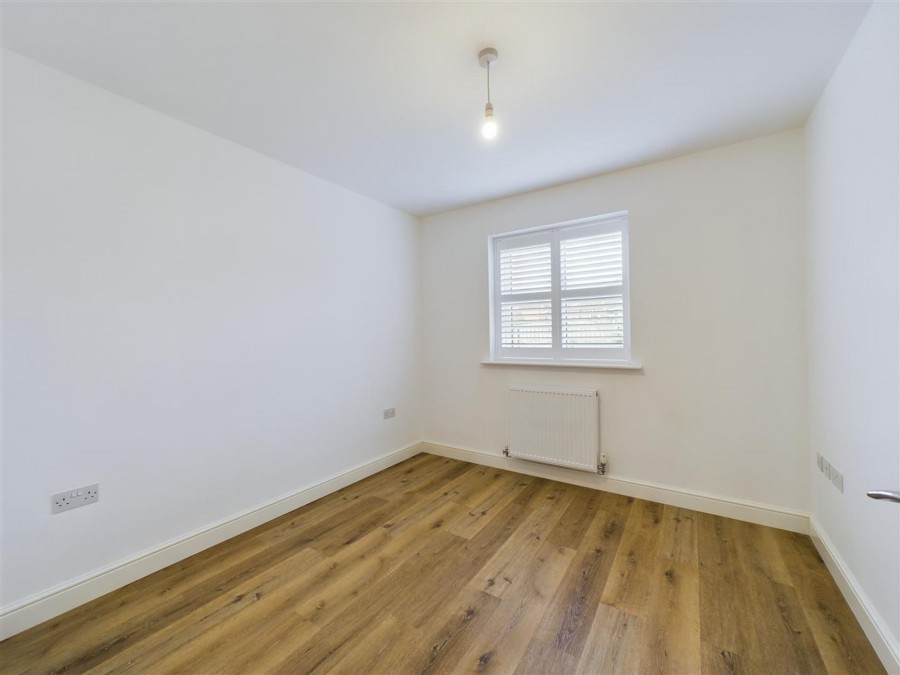 Images for West End Falls, Nafferton, YO25