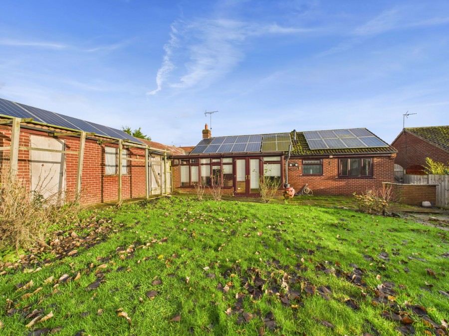 Images for West End Falls, Nafferton, YO25