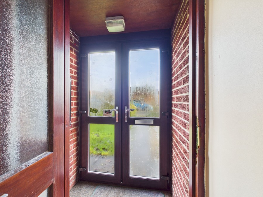 Images for West End Falls, Nafferton, YO25