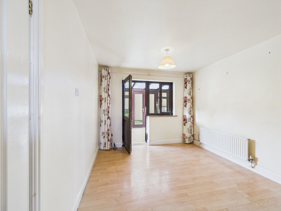 Images for West End Falls, Nafferton, YO25