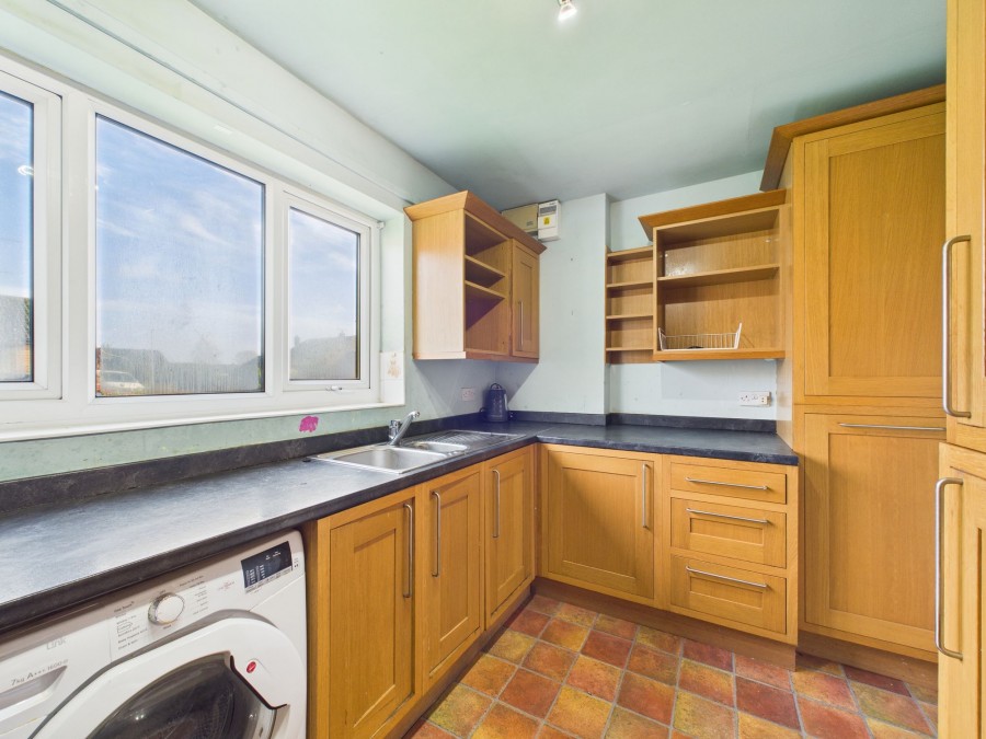 Images for West End Falls, Nafferton, YO25