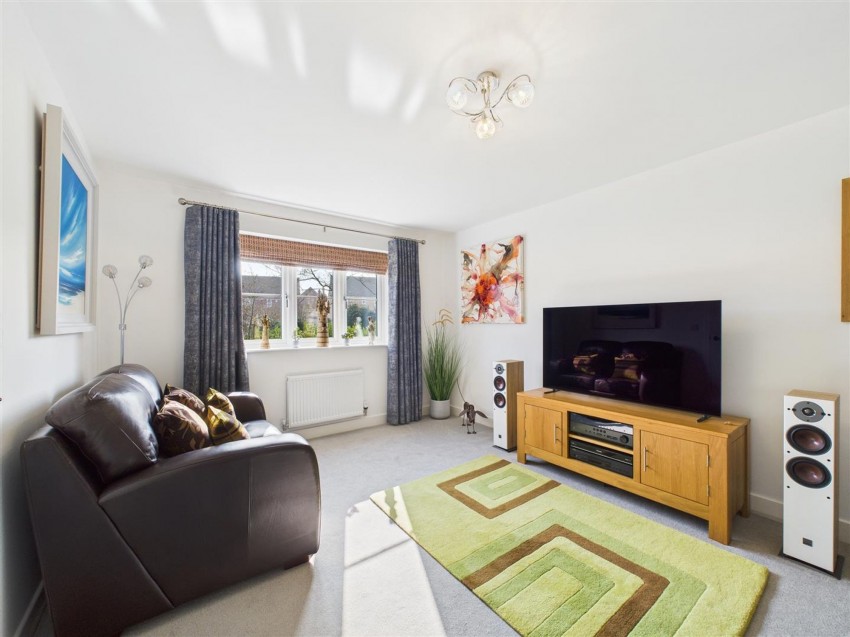 Images for Woodmansey Garth, Driffield, YO25