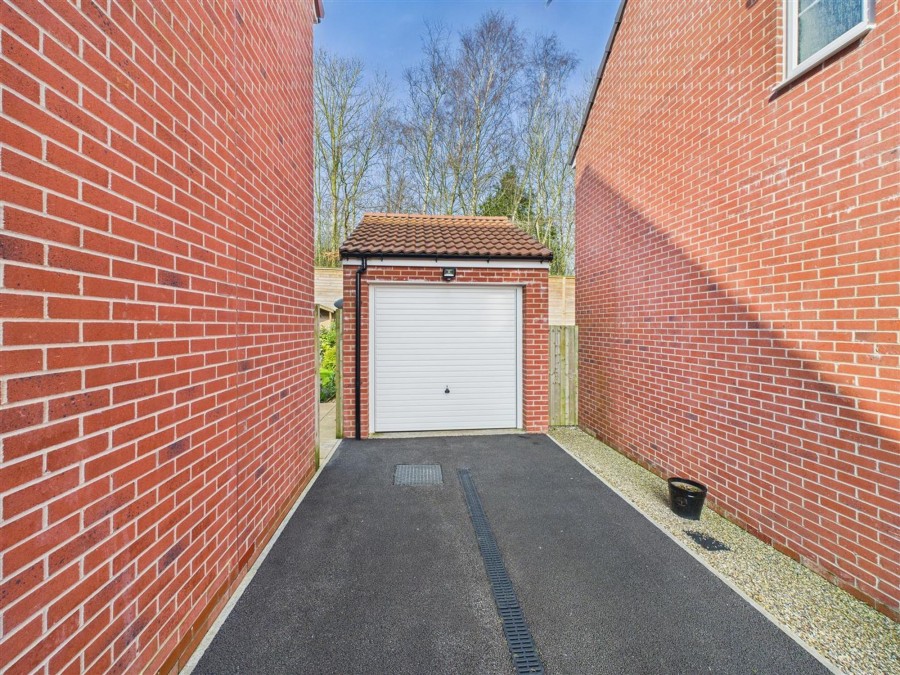 Images for Woodmansey Garth, Driffield, YO25