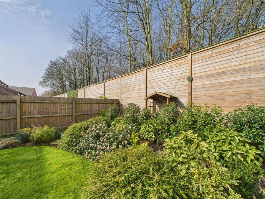 Images for Woodmansey Garth, Driffield, YO25