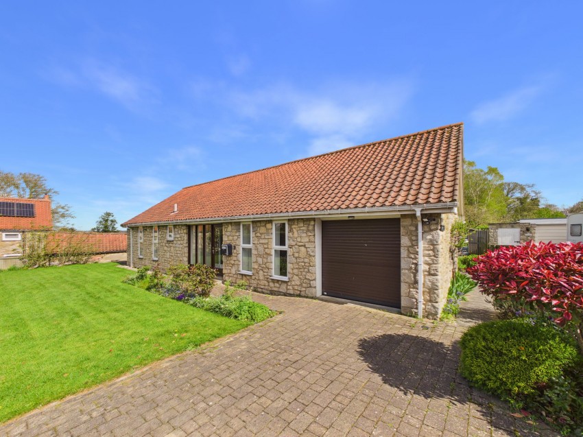 Images for Low Hutton, Huttons Ambo, YO60