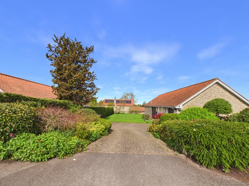 Images for Low Hutton, Huttons Ambo, YO60