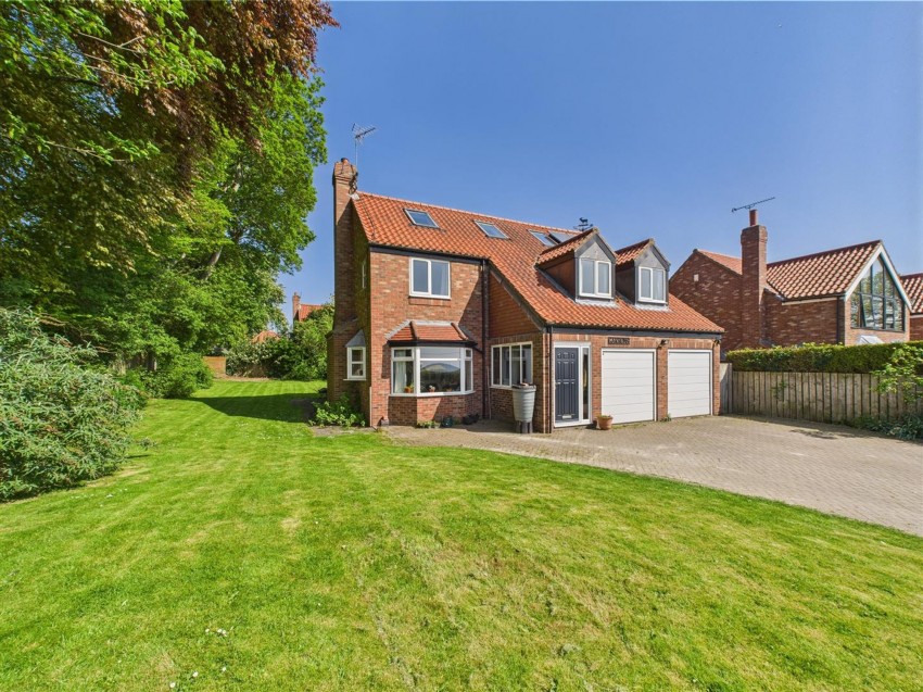 Images for Back Lane, North Dalton, YO25