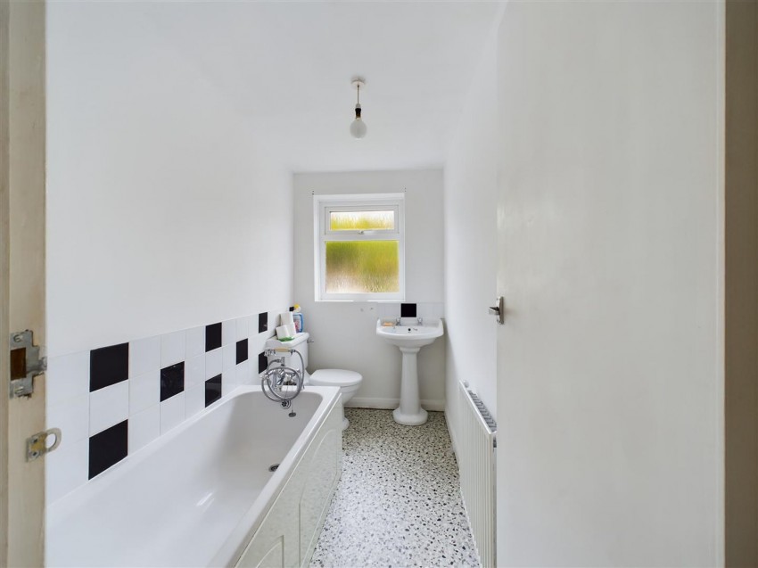 Images for Sledmere Road, Langtoft, YO25