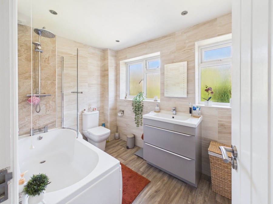 Images for Laburnum Avenue, Cranswick, YO25