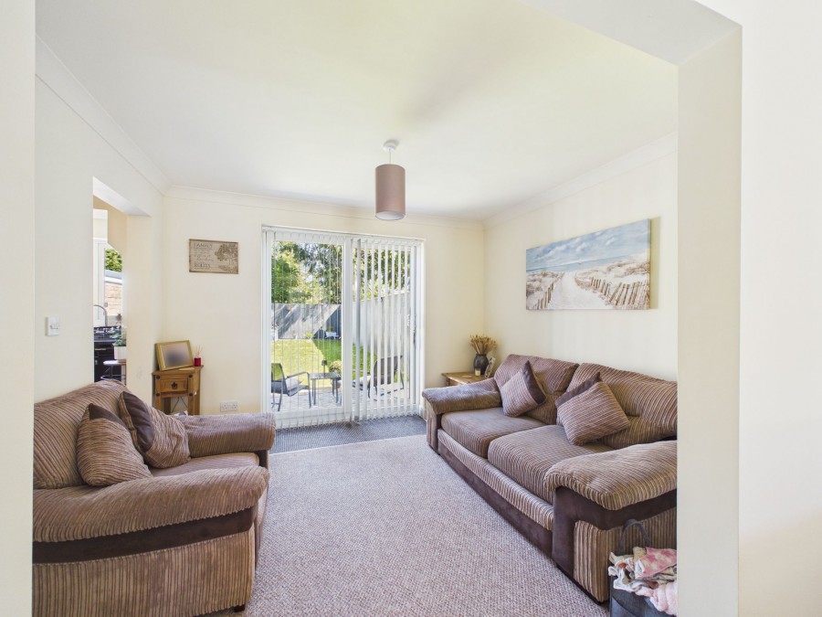 Images for Laburnum Avenue, Cranswick, YO25