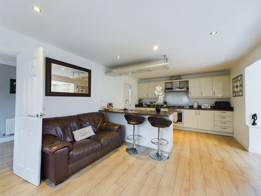 Images for Nunings Way, Nafferton, YO25